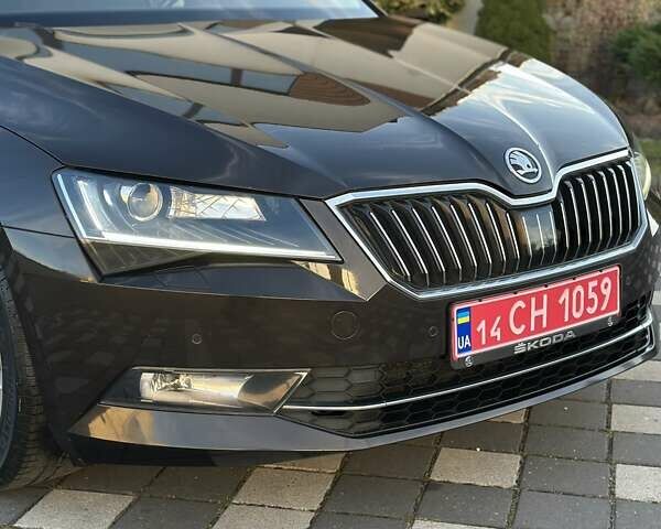 Коричневий Шкода Суперб, об'ємом двигуна 1.97 л та пробігом 197 тис. км за 18750 $, фото 11 на Automoto.ua