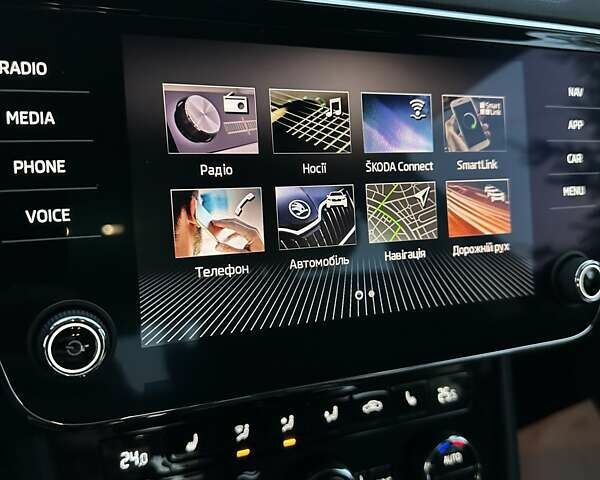 Коричневий Шкода Суперб, об'ємом двигуна 1.97 л та пробігом 197 тис. км за 18750 $, фото 67 на Automoto.ua