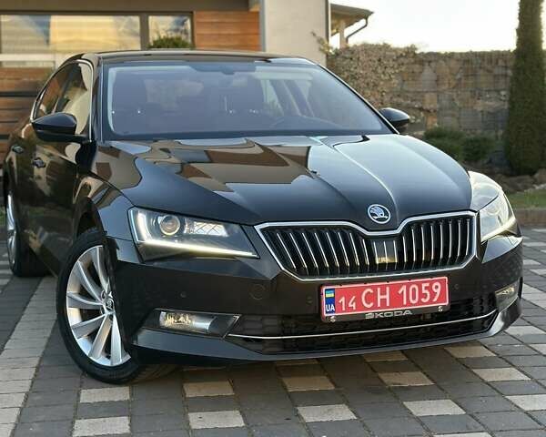 Коричневий Шкода Суперб, об'ємом двигуна 1.97 л та пробігом 197 тис. км за 18750 $, фото 30 на Automoto.ua