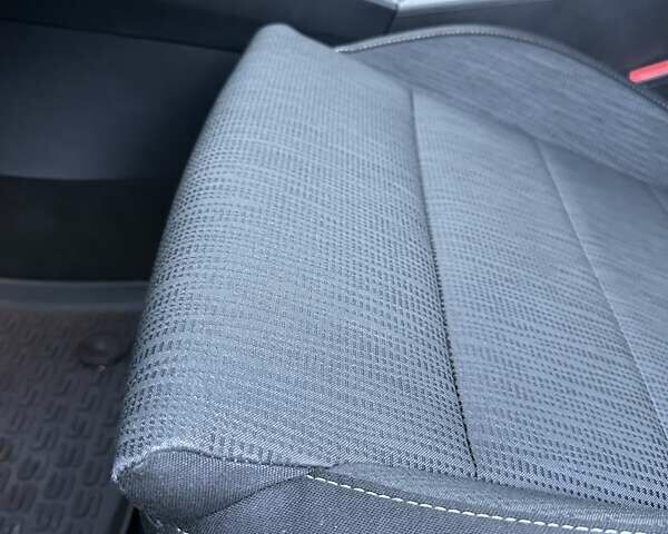 Коричневий Шкода Суперб, об'ємом двигуна 1.97 л та пробігом 197 тис. км за 18750 $, фото 104 на Automoto.ua