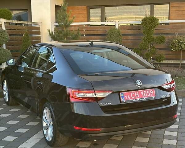 Коричневий Шкода Суперб, об'ємом двигуна 1.97 л та пробігом 197 тис. км за 18750 $, фото 50 на Automoto.ua