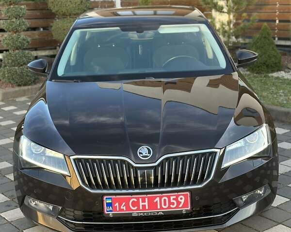 Коричневий Шкода Суперб, об'ємом двигуна 1.97 л та пробігом 197 тис. км за 18750 $, фото 3 на Automoto.ua