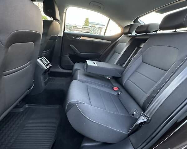 Коричневий Шкода Суперб, об'ємом двигуна 1.97 л та пробігом 197 тис. км за 18750 $, фото 117 на Automoto.ua