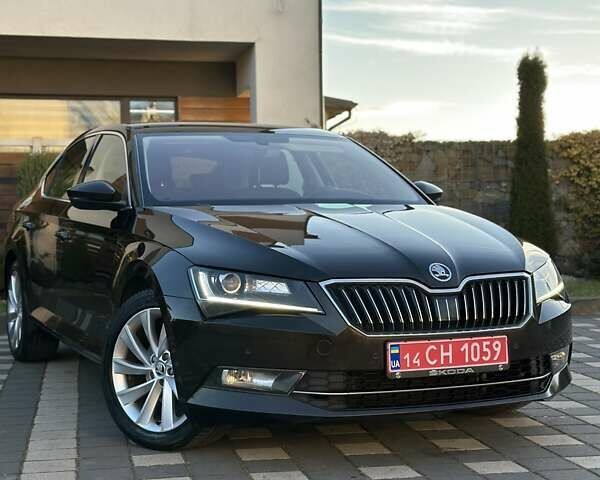 Коричневий Шкода Суперб, об'ємом двигуна 1.97 л та пробігом 197 тис. км за 18750 $, фото 29 на Automoto.ua