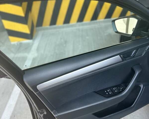 Коричневий Шкода Суперб, об'ємом двигуна 1.8 л та пробігом 225 тис. км за 20000 $, фото 14 на Automoto.ua