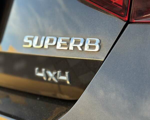 Коричневий Шкода Суперб, об'ємом двигуна 1.97 л та пробігом 197 тис. км за 18750 $, фото 41 на Automoto.ua