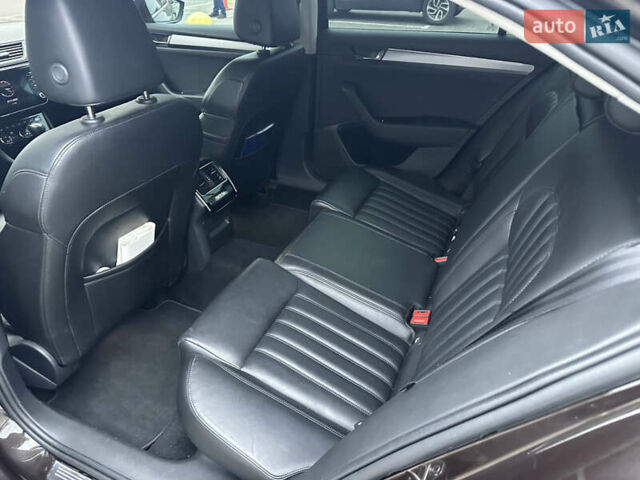 Коричневый Шкода Суперб, объемом двигателя 1.8 л и пробегом 83 тыс. км за 18900 $, фото 11 на Automoto.ua