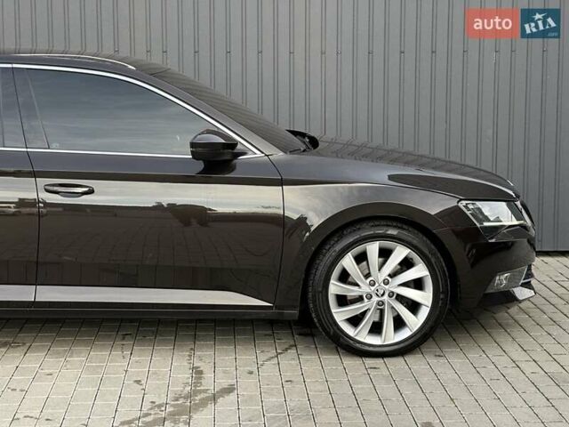 Коричневий Шкода Суперб, об'ємом двигуна 1.97 л та пробігом 259 тис. км за 18900 $, фото 11 на Automoto.ua