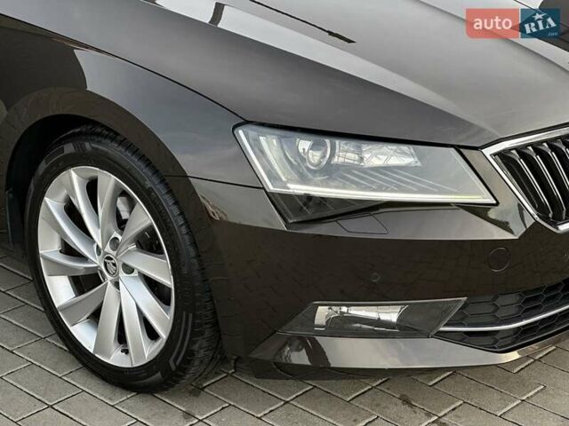 Коричневий Шкода Суперб, об'ємом двигуна 1.97 л та пробігом 259 тис. км за 18900 $, фото 4 на Automoto.ua
