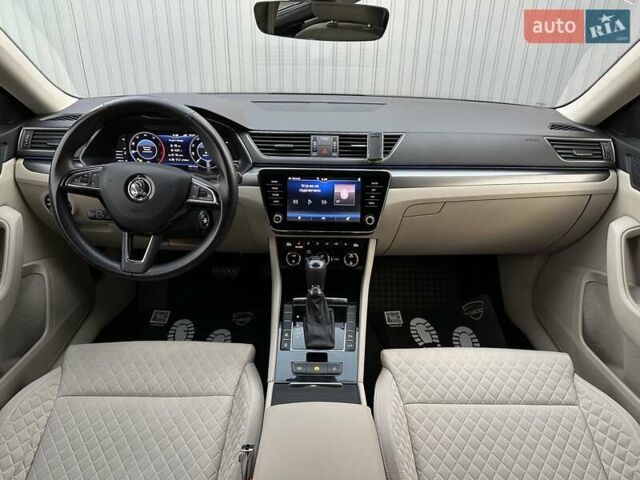 Коричневий Шкода Суперб, об'ємом двигуна 1.97 л та пробігом 259 тис. км за 18900 $, фото 25 на Automoto.ua