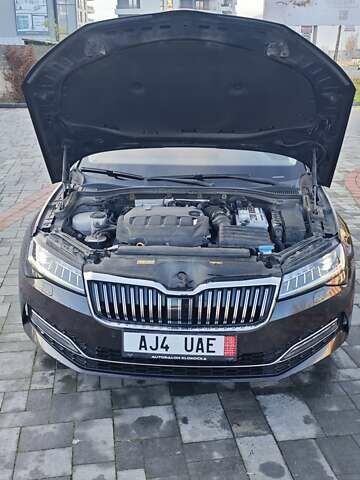 Коричневый Шкода Суперб, объемом двигателя 1.97 л и пробегом 233 тыс. км за 27900 $, фото 10 на Automoto.ua