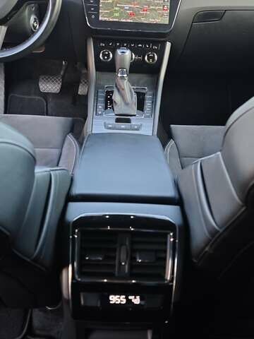 Коричневый Шкода Суперб, объемом двигателя 1.97 л и пробегом 233 тыс. км за 27900 $, фото 23 на Automoto.ua