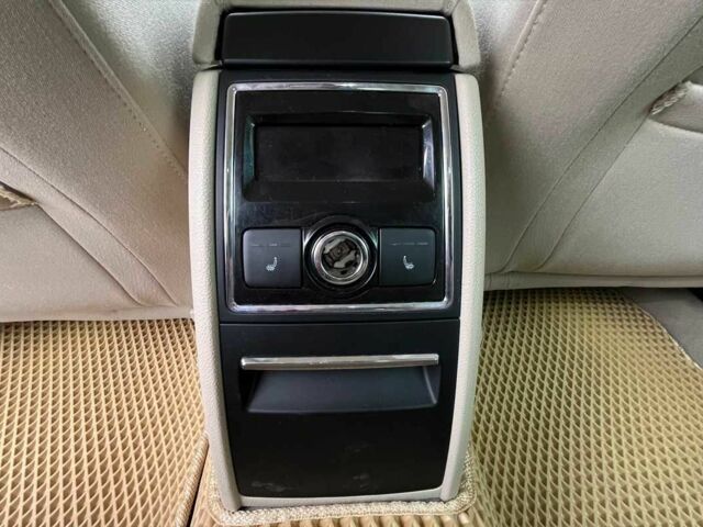 Червоний Шкода Суперб, об'ємом двигуна 1.8 л та пробігом 205 тис. км за 9900 $, фото 17 на Automoto.ua