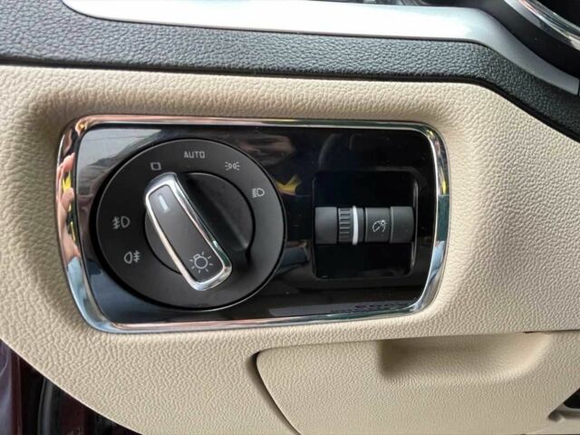 Червоний Шкода Суперб, об'ємом двигуна 1.8 л та пробігом 205 тис. км за 9900 $, фото 14 на Automoto.ua