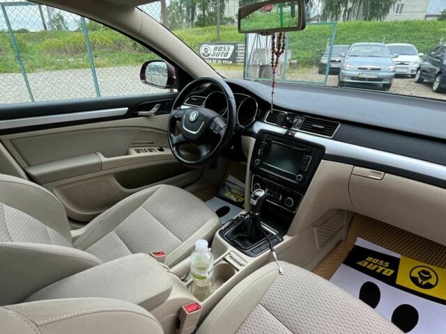 Червоний Шкода Суперб, об'ємом двигуна 1.8 л та пробігом 205 тис. км за 9900 $, фото 23 на Automoto.ua