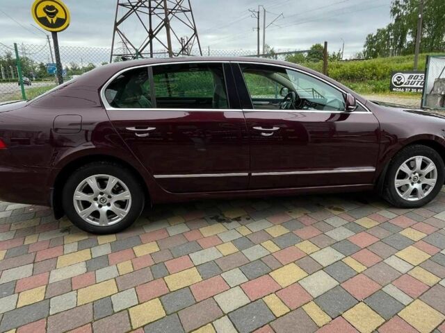 Червоний Шкода Суперб, об'ємом двигуна 1.8 л та пробігом 205 тис. км за 9900 $, фото 6 на Automoto.ua