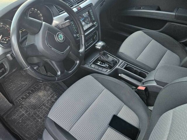 Красный Шкода Суперб, объемом двигателя 1.8 л и пробегом 250 тыс. км за 9300 $, фото 11 на Automoto.ua