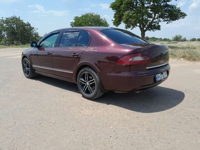 Червоний Шкода Суперб, об'ємом двигуна 1.4 л та пробігом 380 тис. км за 7200 $, фото 3 на Automoto.ua