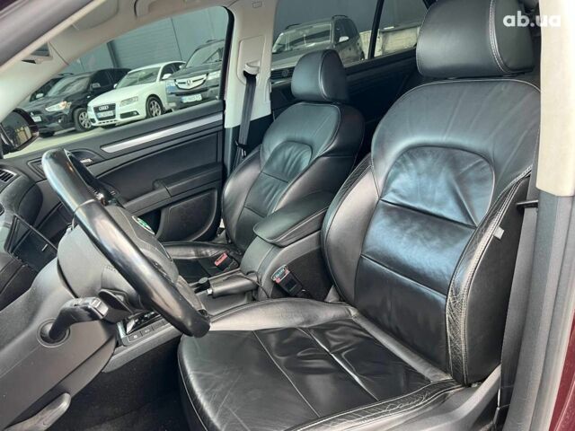 Червоний Шкода Суперб, об'ємом двигуна 2 л та пробігом 275 тис. км за 10190 $, фото 17 на Automoto.ua