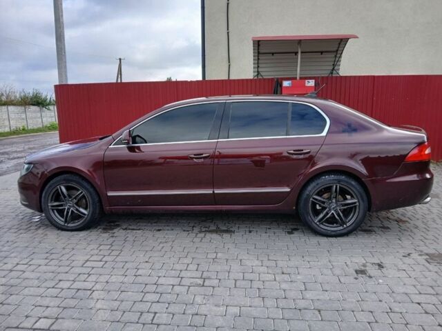 Красный Шкода Суперб, объемом двигателя 1.9 л и пробегом 330 тыс. км за 7600 $, фото 1 на Automoto.ua