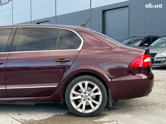 Червоний Шкода Суперб, об'ємом двигуна 2 л та пробігом 275 тис. км за 10190 $, фото 5 на Automoto.ua