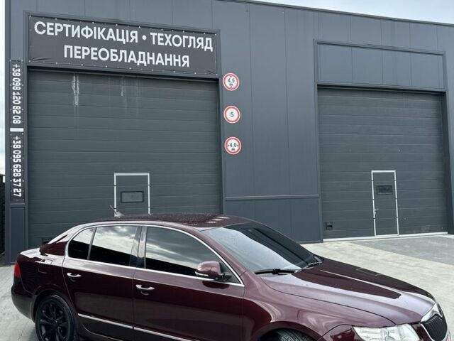 Красный Шкода Суперб, объемом двигателя 0.19 л и пробегом 230 тыс. км за 9100 $, фото 2 на Automoto.ua