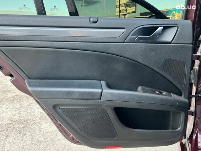 Червоний Шкода Суперб, об'ємом двигуна 2 л та пробігом 275 тис. км за 10190 $, фото 33 на Automoto.ua