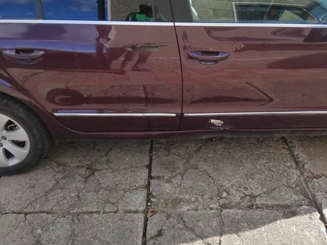 Шкода Суперб 2009 в Надворной на Automoto.ua Красный Шкода Суперб, объемом двигателя 1.8 л и пробегом 298 тыс. км за 3100 $, фото 1 на Automoto.ua