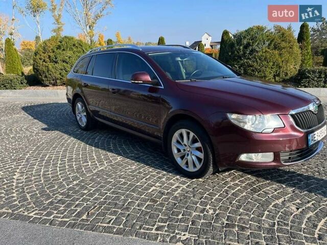Червоний Шкода Суперб, об'ємом двигуна 1.97 л та пробігом 262 тис. км за 11600 $, фото 13 на Automoto.ua