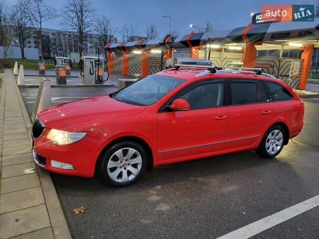 Червоний Шкода Суперб, об'ємом двигуна 1.4 л та пробігом 270 тис. км за 7580 $, фото 2 на Automoto.ua