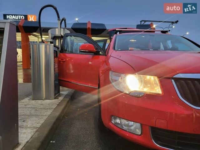 Червоний Шкода Суперб, об'ємом двигуна 1.4 л та пробігом 270 тис. км за 7580 $, фото 7 на Automoto.ua