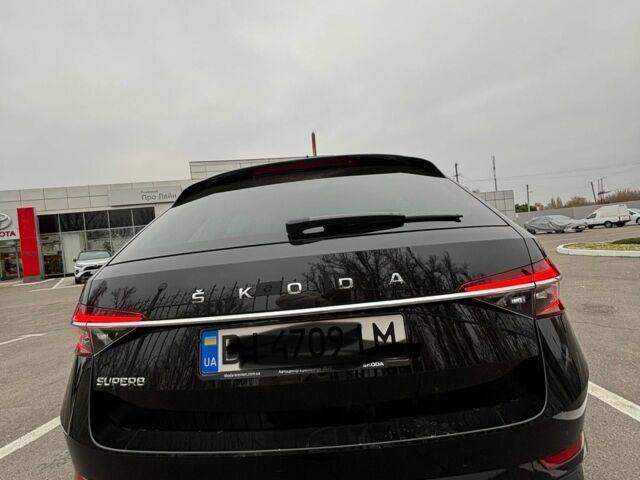 Червоний Шкода Суперб, об'ємом двигуна 2 л та пробігом 250 тис. км за 25000 $, фото 4 на Automoto.ua