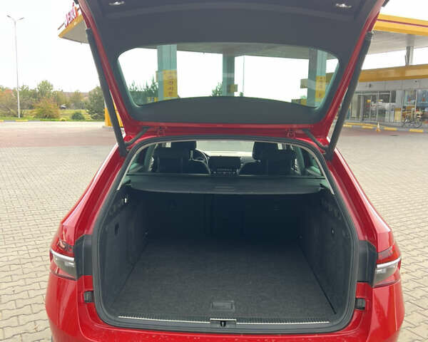 Красный Шкода Суперб, объемом двигателя 2 л и пробегом 253 тыс. км за 21500 $, фото 29 на Automoto.ua