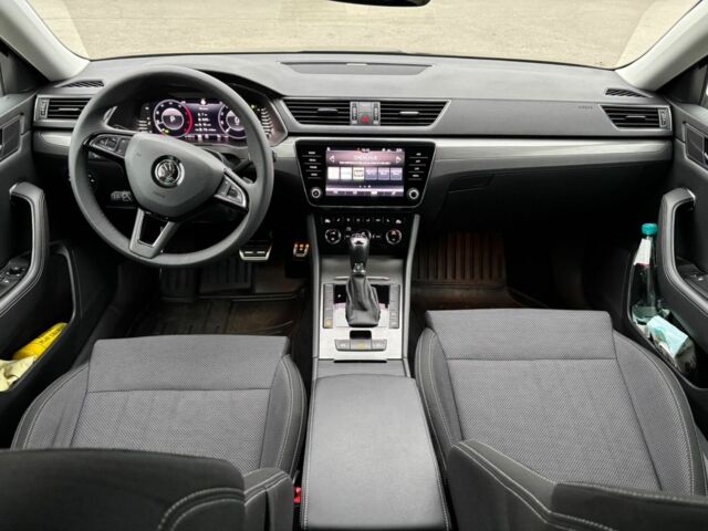 Червоний Шкода Суперб, об'ємом двигуна 2 л та пробігом 250 тис. км за 25000 $, фото 12 на Automoto.ua