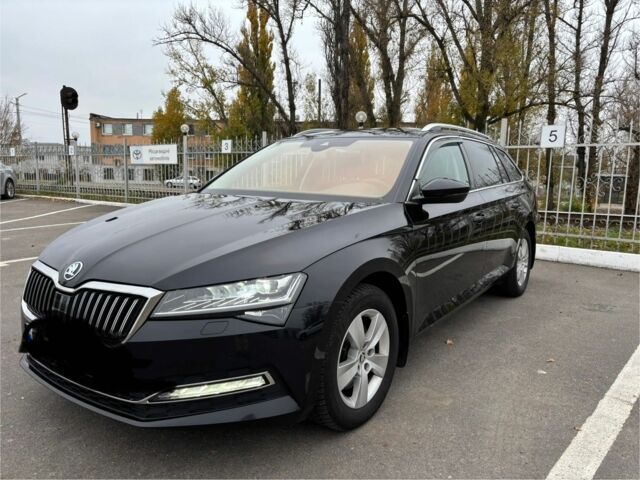 Червоний Шкода Суперб, об'ємом двигуна 2 л та пробігом 250 тис. км за 25000 $, фото 1 на Automoto.ua