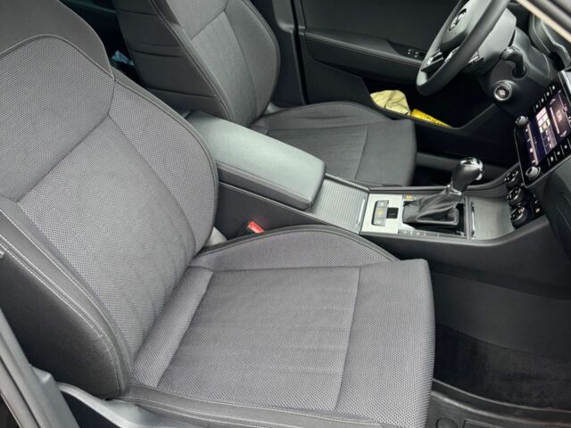 Червоний Шкода Суперб, об'ємом двигуна 2 л та пробігом 250 тис. км за 25000 $, фото 16 на Automoto.ua