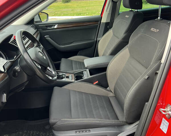 Красный Шкода Суперб, объемом двигателя 2 л и пробегом 253 тыс. км за 21500 $, фото 25 на Automoto.ua