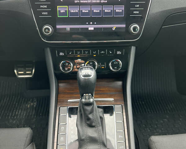 Красный Шкода Суперб, объемом двигателя 2 л и пробегом 253 тыс. км за 21500 $, фото 21 на Automoto.ua