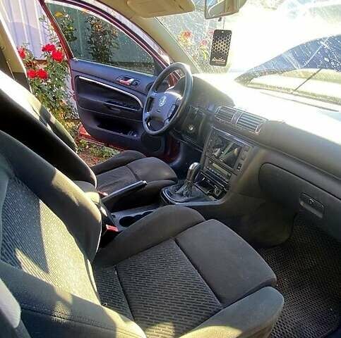Красный Шкода Суперб, объемом двигателя 1.9 л и пробегом 406 тыс. км за 4500 $, фото 1 на Automoto.ua