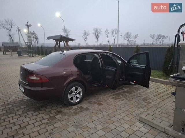 Красный Шкода Суперб, объемом двигателя 1.97 л и пробегом 328 тыс. км за 7000 $, фото 5 на Automoto.ua