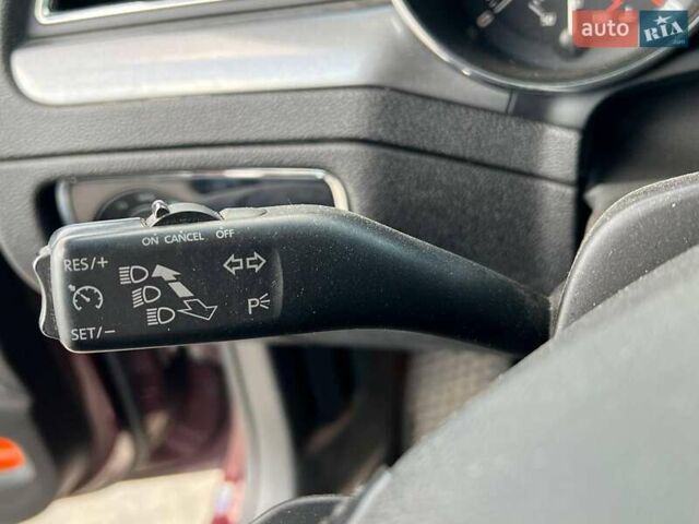 Червоний Шкода Суперб, об'ємом двигуна 2 л та пробігом 275 тис. км за 10190 $, фото 25 на Automoto.ua