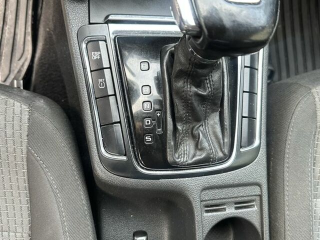 Красный Шкода Суперб, объемом двигателя 1.8 л и пробегом 210 тыс. км за 7500 $, фото 12 на Automoto.ua