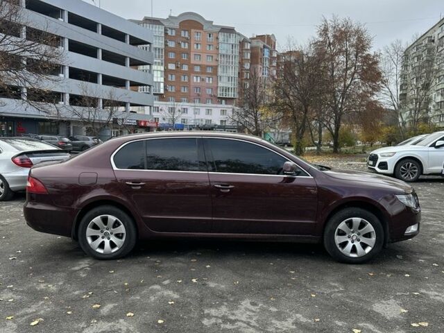Красный Шкода Суперб, объемом двигателя 1.8 л и пробегом 210 тыс. км за 7500 $, фото 6 на Automoto.ua