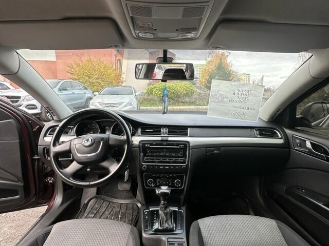 Красный Шкода Суперб, объемом двигателя 1.8 л и пробегом 210 тыс. км за 7500 $, фото 10 на Automoto.ua