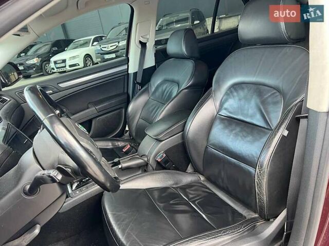 Червоний Шкода Суперб, об'ємом двигуна 2 л та пробігом 275 тис. км за 10190 $, фото 17 на Automoto.ua