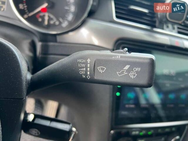 Червоний Шкода Суперб, об'ємом двигуна 2 л та пробігом 275 тис. км за 10190 $, фото 24 на Automoto.ua