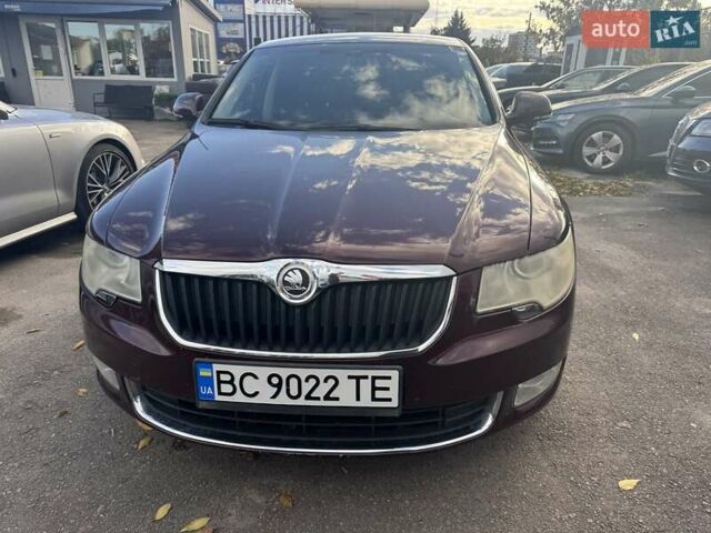 Красный Шкода Суперб, объемом двигателя 1.97 л и пробегом 255 тыс. км за 8200 $, фото 1 на Automoto.ua