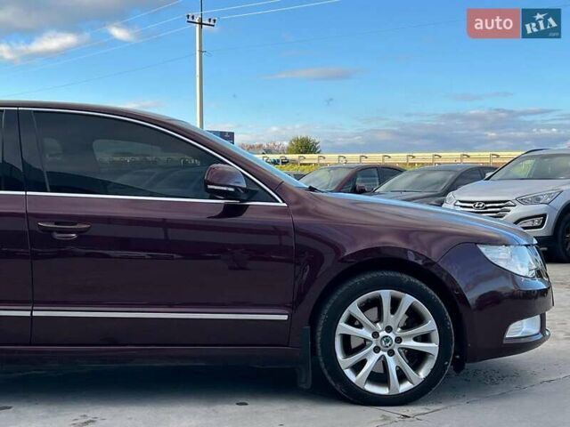 Червоний Шкода Суперб, об'ємом двигуна 2 л та пробігом 275 тис. км за 10190 $, фото 11 на Automoto.ua