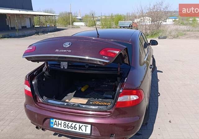 Червоний Шкода Суперб, об'ємом двигуна 1.8 л та пробігом 239 тис. км за 7450 $, фото 4 на Automoto.ua