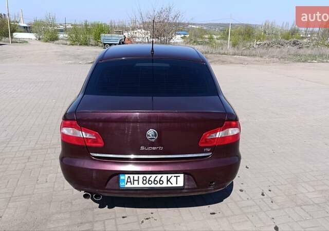Червоний Шкода Суперб, об'ємом двигуна 1.8 л та пробігом 239 тис. км за 7450 $, фото 3 на Automoto.ua